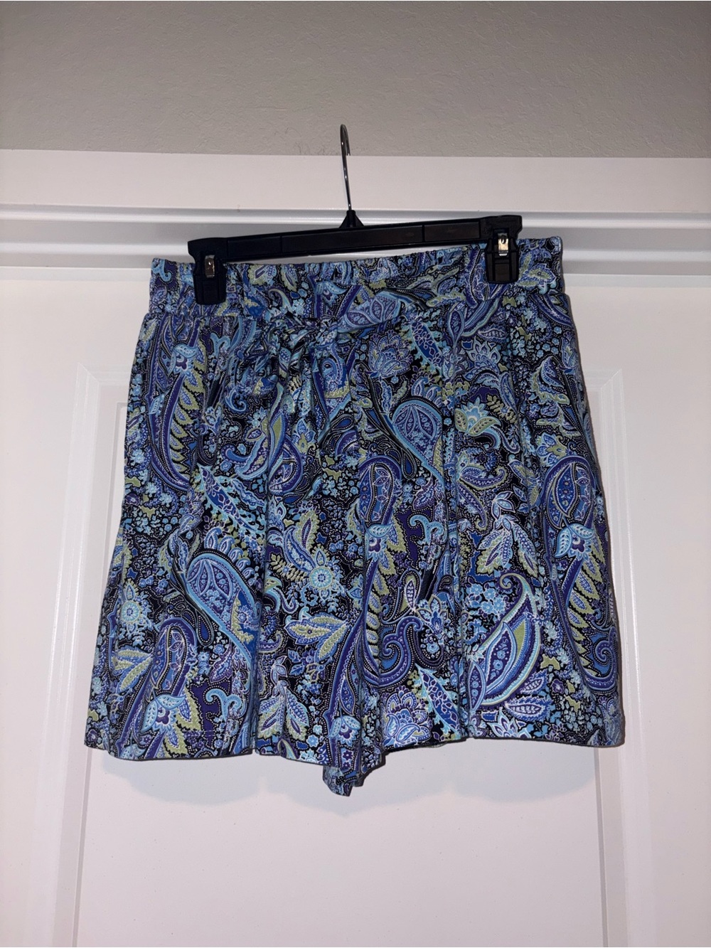 Lascana Blue Paisley Women's Bermuda Shorts with Tie Waist